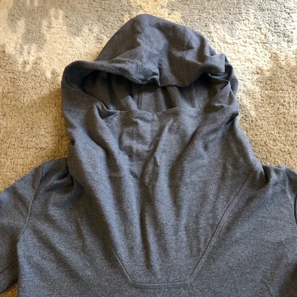 Deso Gray Long Sleeve High Neck Pullover Hoodie Sweater Size XS - Picture 2 of 10